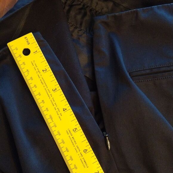 THEORY "HANNIE" Women's Stretch Capri Pant, Size 0, Black - Picture 6 of 9